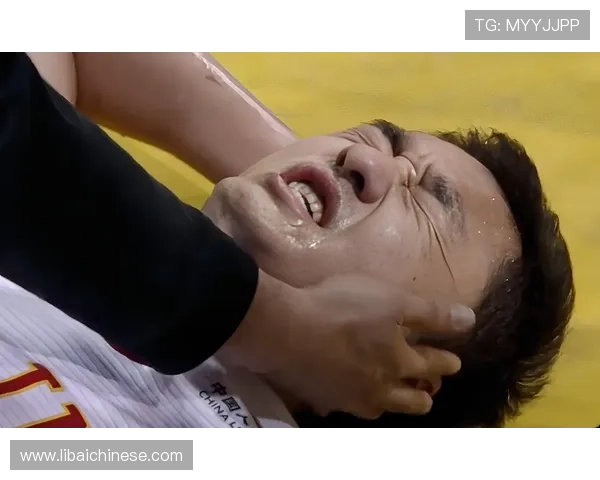 [CBA]观众干扰比赛 四川男篮遭处罚.